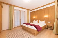 Das GÄSTEHAUS Schneider am Dorfplatz Hotels in Alpbach