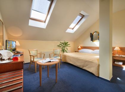 EA Hotel Tosca