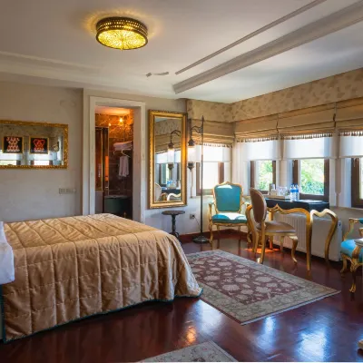 سيمبولا بسفورس إسطنبول Hotels near قصر كوجوكسو