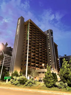 Kubitschek Plaza Hotel - Pools