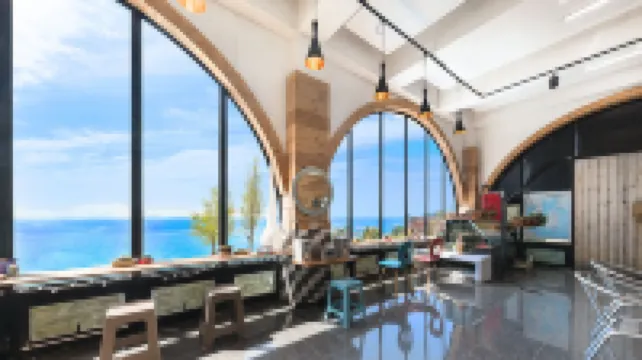 ซานโตรินี เอ็น เพนชั่น