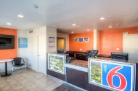 Motel 6 Redding, CA - North Hotels in Shasta Lake
