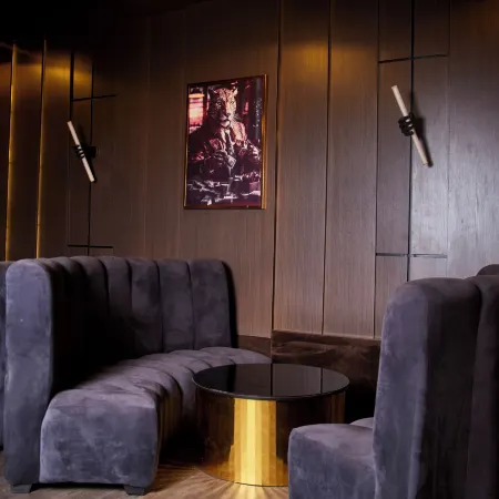 De Mipos Luxury Suites Отели рядом с достопримечательностью «Терминал аэропорта Абуджа Ннамди Азикиве»