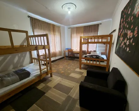 SAFARI JUNCTION BACKPACKERS HOSTEL Hotels in Iringa