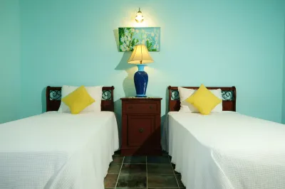 Lamblion Holiday Apartment Отели в г. 