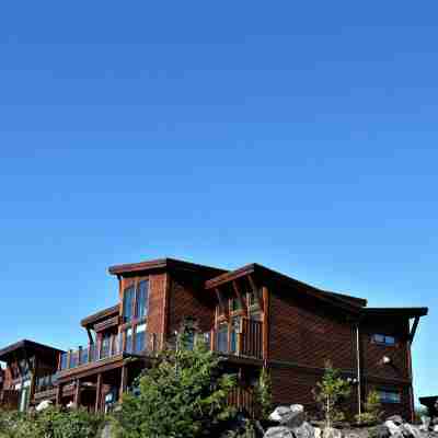 Pacific Rim Retreat Hotel Exterior