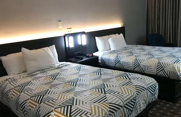 圖珀洛6 號開放式公寓套房酒店-密西西比州 - 北