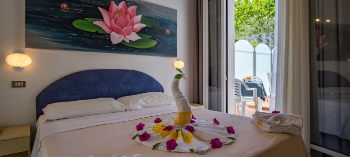 Hotel Villa dei Fiori - Sul Mare Con Piscina Hotels in Viserbella