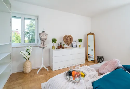 EG L 70m2 2-Zimmer Wohnung