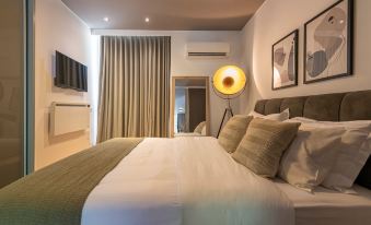 Phaedrus Living: Luxury Flat Vouliagmeni