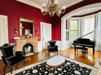The Hamilton Hoppin House Hotels in Middletown