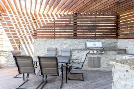 ULTRA LUXE Lafayette Modern House Brand NEW Отели рядом с достопримечательностью «Заказник Хаклберри Ботаник Риджинал»