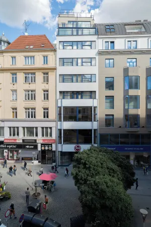 Hotel Avion - National Cultural Monument - Iconic Houses Org Отели в г. Брно