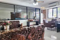 Kim Hotel at Bangplong