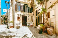 Bozzali Deluxe Hotel