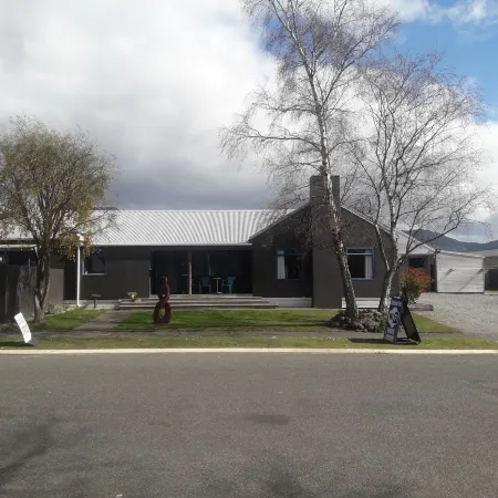 Tongariro River Retreat