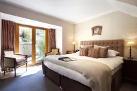 Dorian House Boutique B&B - Free Parking!