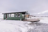 Hlíð Bed and Breakfast - Mountain view