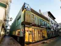 We Hostel Palma - Albergue Juvenil Hotels near Cala Major