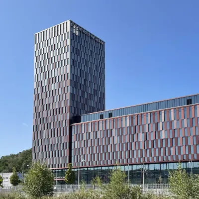 Quality Hotel the Weaver Отели рядом с достопримечательностью «Площадь Корсвеген»