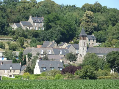 Hotel du Tertre Hotels in Epiniac