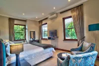 Nova Constantia Boutique Residence