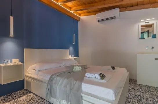 วาเรนนา บีช เพอร์เลโด