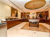 Landmark Summit Hotel Dubai - breakfast