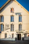 Grand Hôtel du Luxembourg & Spa Hotel dekat Bayeux's Train Station