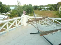 Cottage Cut Villas Hotels in Michelson