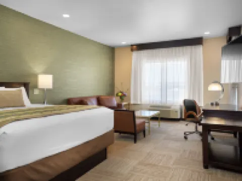 The Hotel at Sunland Park Casino El Paso, Ascend Hotel Collection Hotels near Thousand Steps Trail