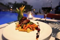 The Beach(formerly Breakas Beach Resort) - Desayuno