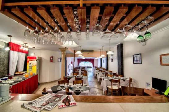 Hotel Internacional Отели рядом с достопримечательностью «Пуэрто-Мадеро»