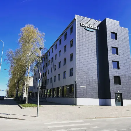 Inger Hotell Отели в г. Нарва
