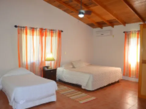 The Log Cab-Inn Hotels in San Ignacio