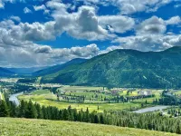 Huge yard! Near Blackfoot confluence, KettleHouse Amphitheater and Missoula