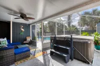 Under The Sea Pool and Hot Tub