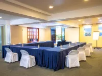 Suites Obelisk Hotels near Moliere Theatre