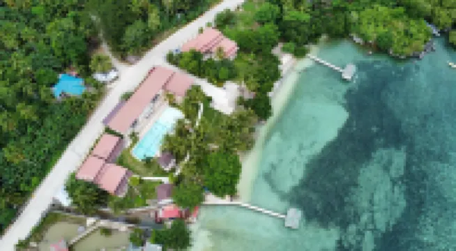 Reef Waters Resort Hotels in Camotes