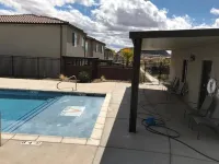 Canyon Rest! Sleeps 10, Pool, Private Patio/Hottub - Swimmingpools