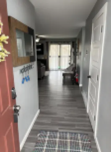 Charming 2-bedroom 2-bath condo with WiFi in Monroe City by Mark Twain Lake