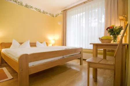 Hotel Haus Linden Отели в г. Преров