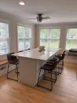 Lake Michigan Beach Is Across Street, 6 Person Hot Tub, Fire Pit, New Bathrooms