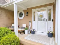 Spacious 3 bedrooms with Yard – Near Naperville, Chicago