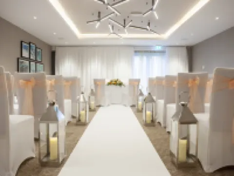 Holiday Inn LONDON GATWICK - WORTH by IHG Hotels in Crawley