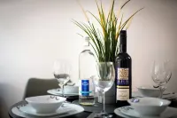 MOLA Apartments-Altstadt-Large roof terrace-Grill-Free parking-WLAN