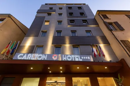 Hotel Carlton