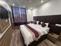 Hotel Obsidian Red Hotels in Karmaha Khurd