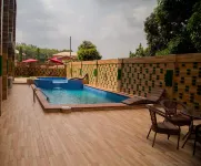 Maxbe Continental Hotel - Pool