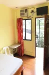 Jhunlyn Rooms for Rent Tagaytay Hotels in Amadeo